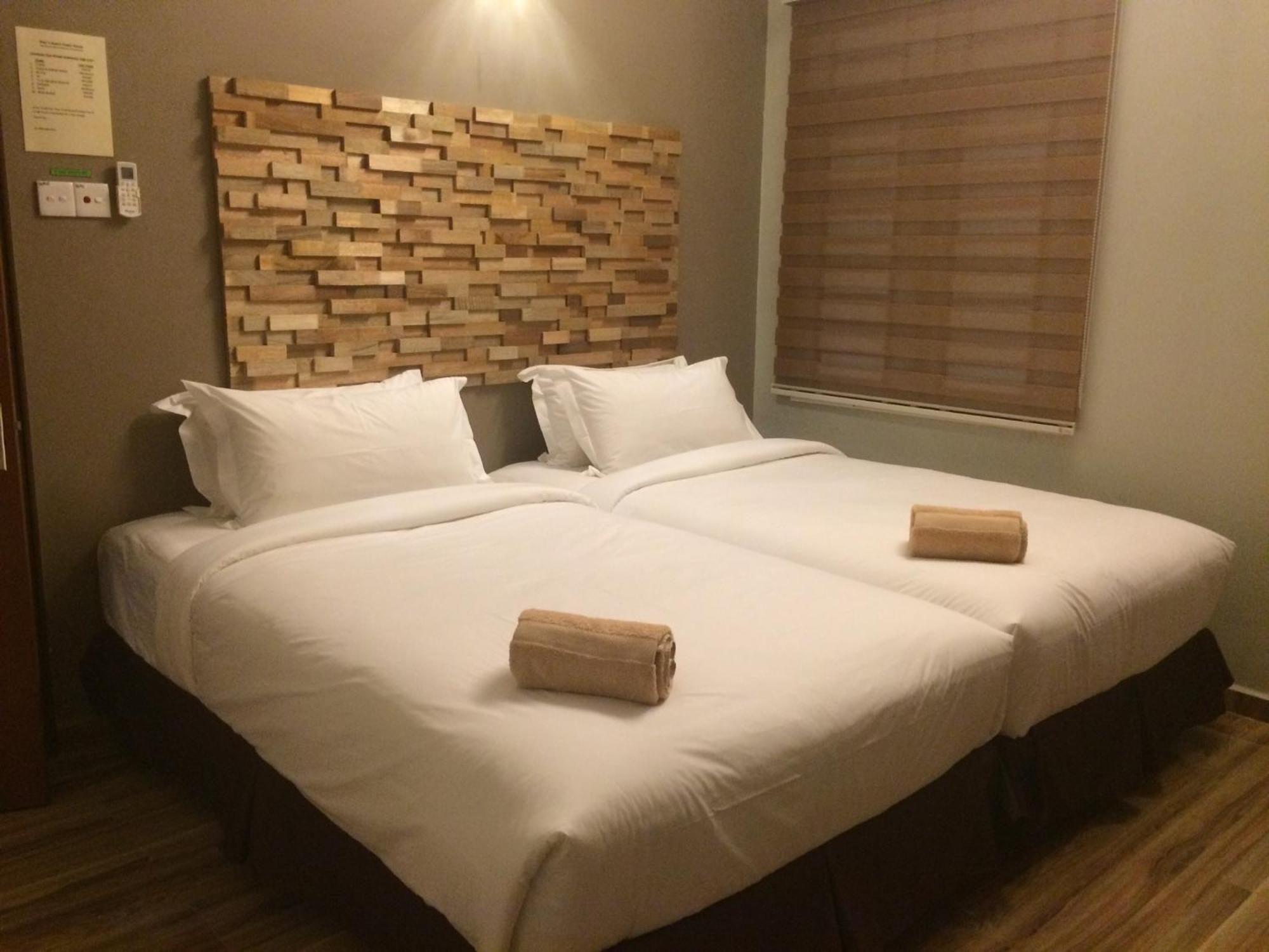 Wan'S Beach Guest House Dungun Ngoại thất bức ảnh