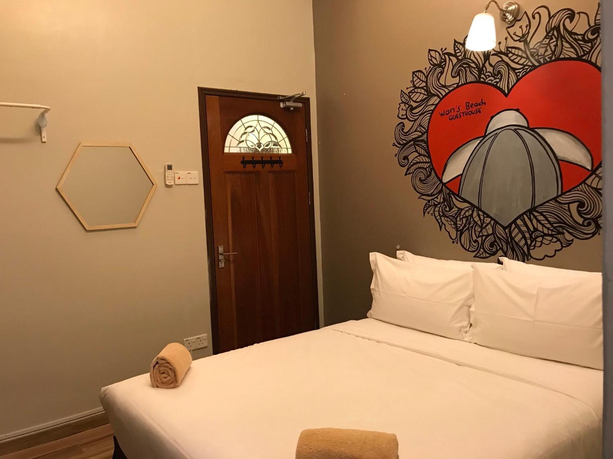 Wan'S Beach Guest House Dungun Ngoại thất bức ảnh